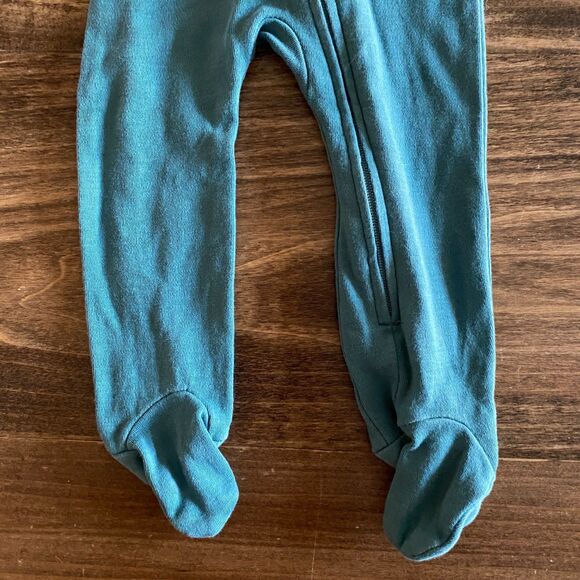 Kate Quinn Solid Teal Footed Sleeper/Romper Newborn - Picture 5 of 8